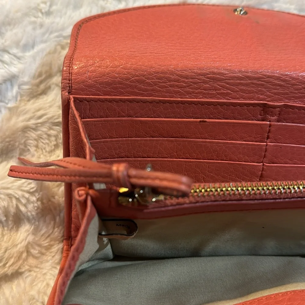 Chloe Peach Wallet With A Snappy Snap Button & Zipper is Zippy - Picture 4 of 16